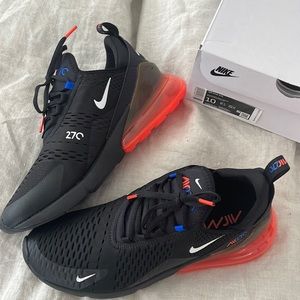 NEW Nike Air Max 270 black/white-crimson SIZE 10